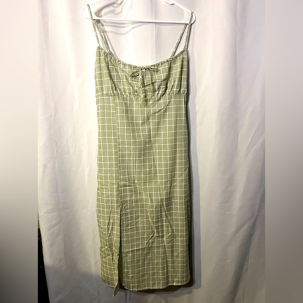 NWT Heatherly Stitch Fix Leia Shirred Midi Dress Size MP